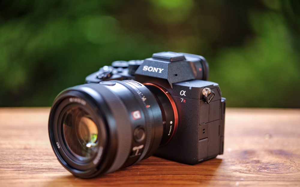 The Sony Alpha 7R VI Is Now Available to Rent at P&Z | Blog