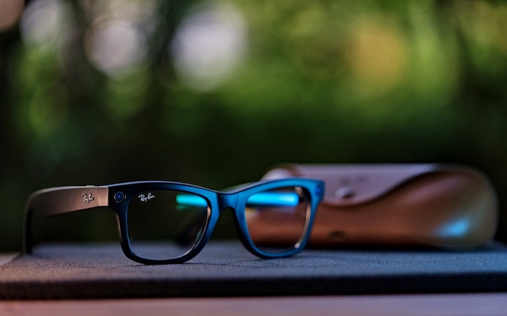 Ray-Ban Meta Wayfarer Glasses Gen 2 on rent